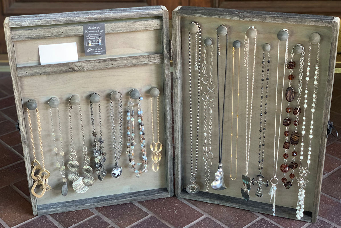 (image for) Table Top Necklace & Jewelry Display